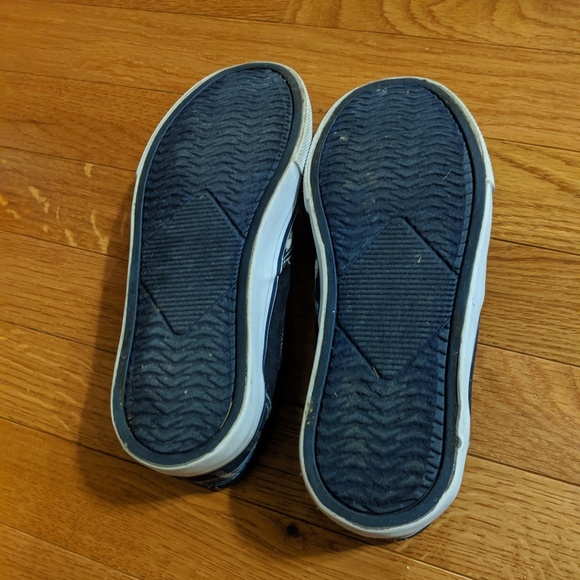 🌷Joe Boxer Boys shoes Size: 5M plaid blue & white - Picture 5 of 7